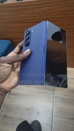 Samsung Galaxy Z Fold6 256 GB Blue