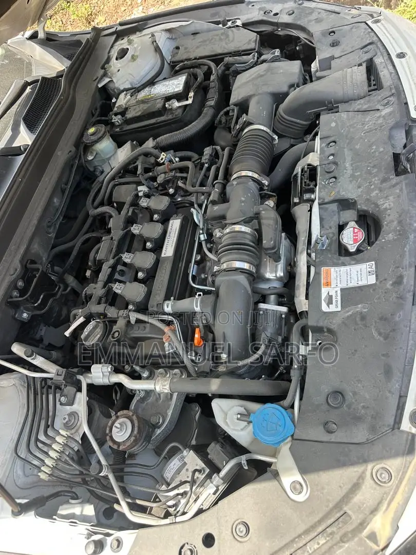 Honda Accord Touring 2018 White