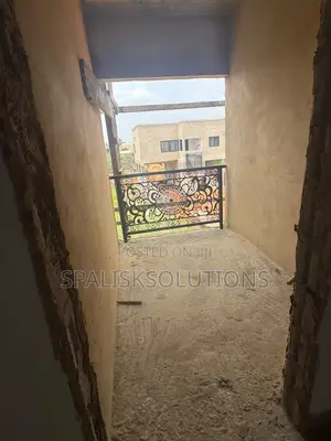 Furnished 4bdrm House in Lake Side Estate for sale