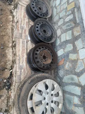 Toyota Rim 15 and 14