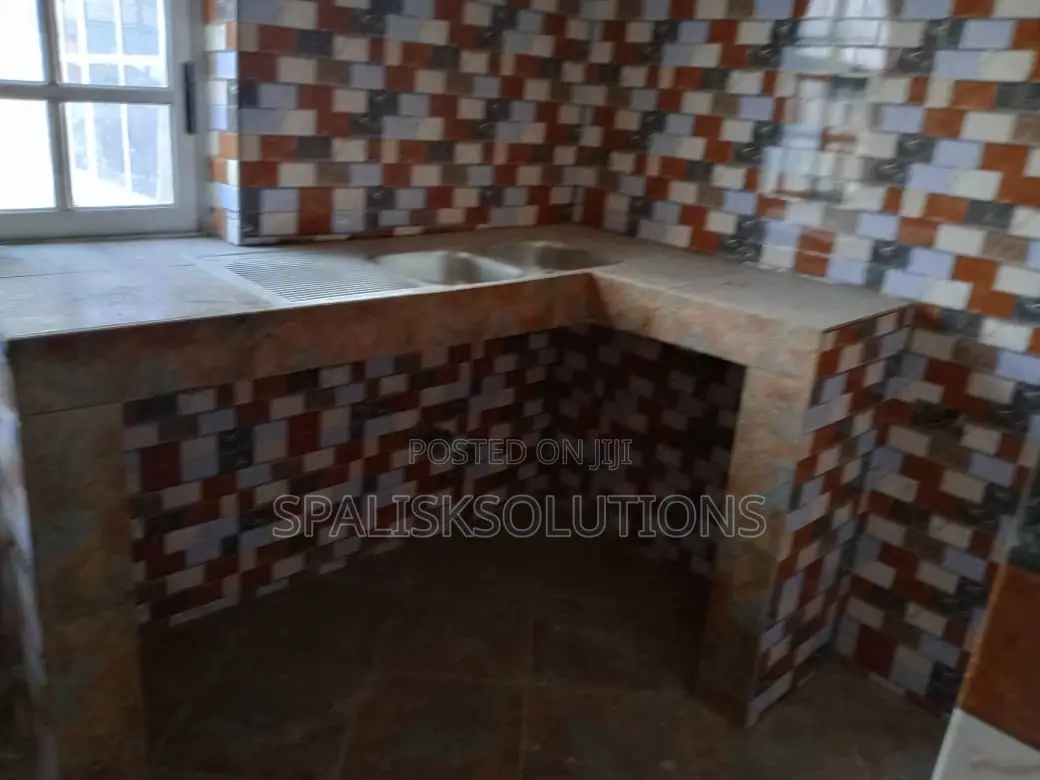 Furnished 7bdrm Apartment in Amasaman for sale