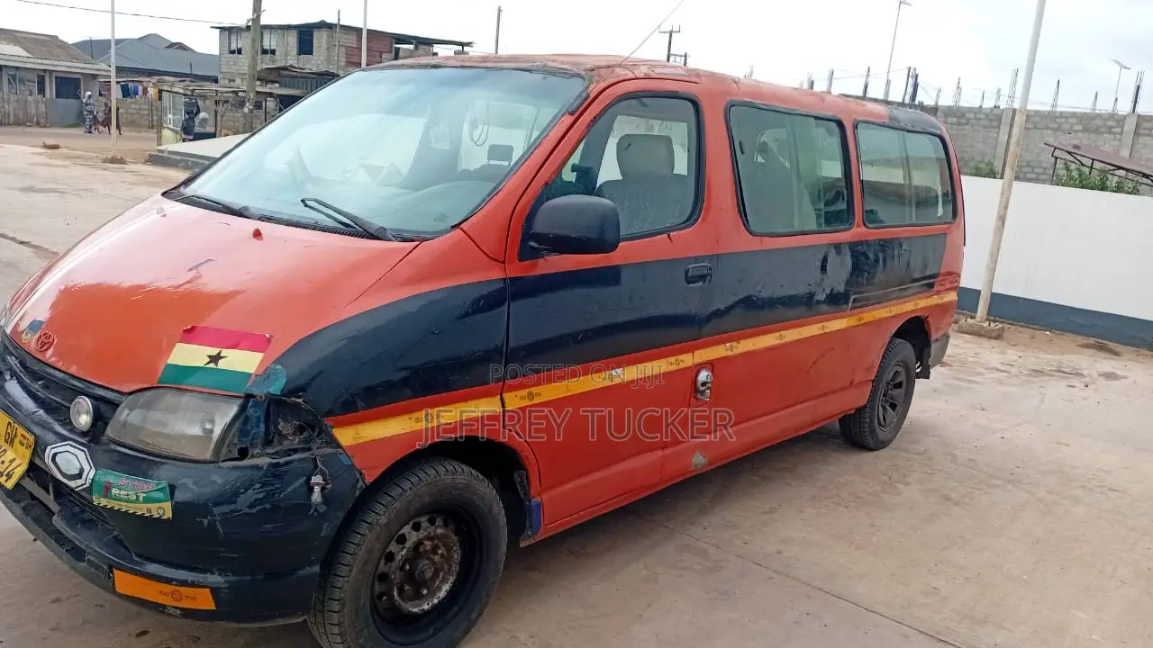 Toyota HiAce 2004 Orange