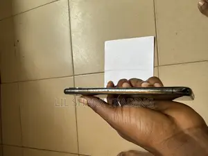 Apple iPhone XS Max 64 GB Black
