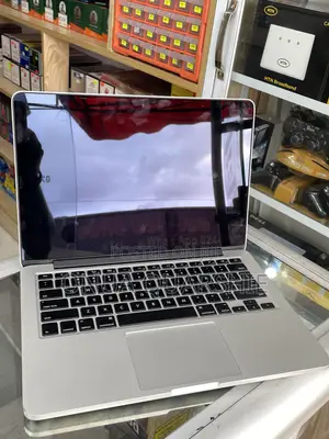 Laptop Apple MacBook Pro 2015 8GB Intel Core i5 SSD 128GB