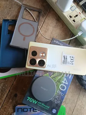 Infinix Note 40 Pro 256 GB Gold