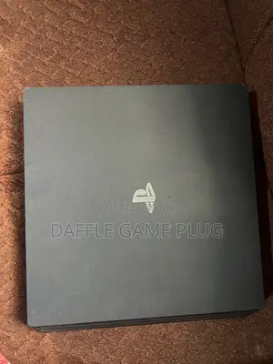 PS4 Pro 1Terabyte With Controller +14Games Installed