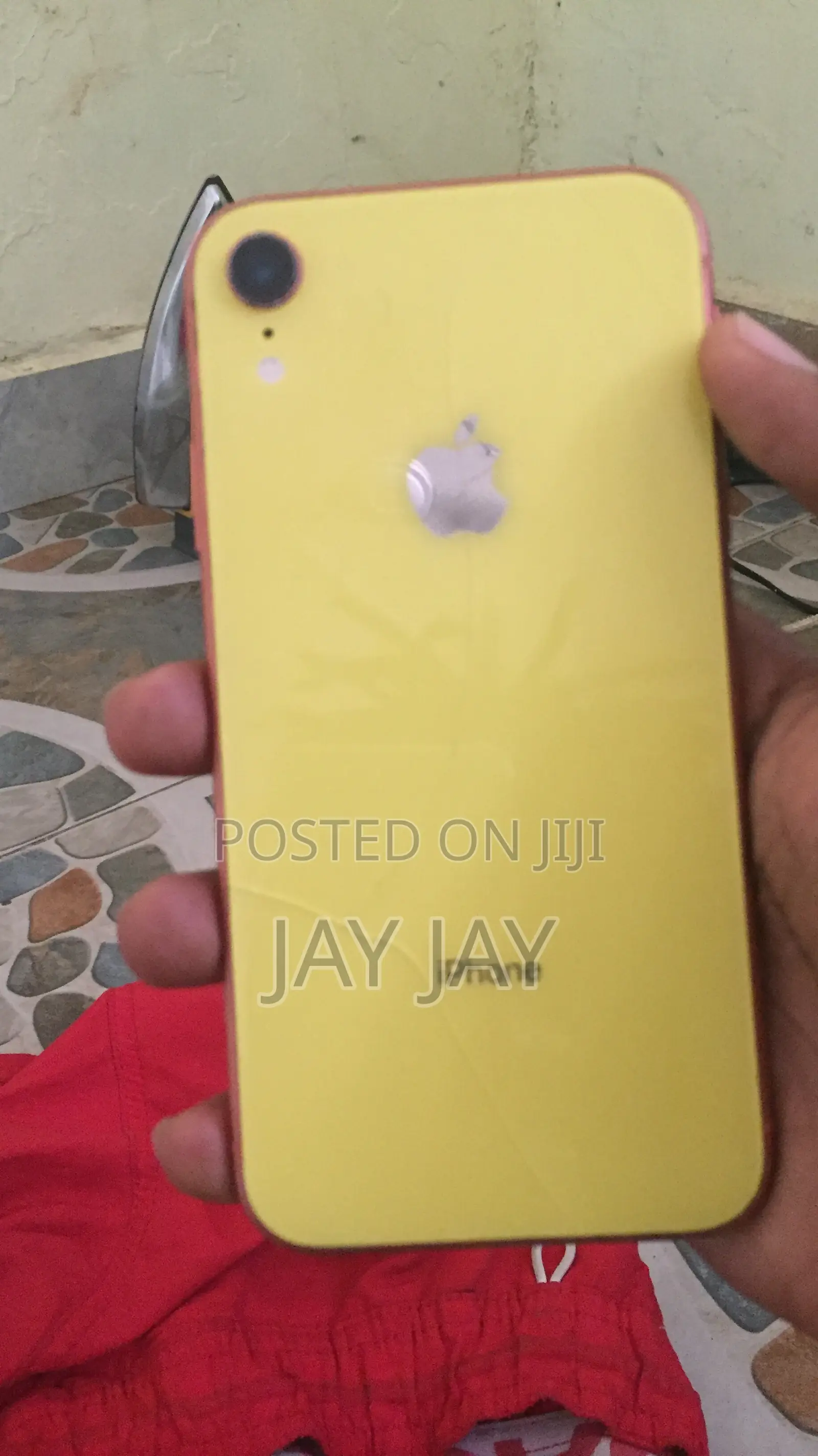 Apple iPhone XR 128 GB Yellow