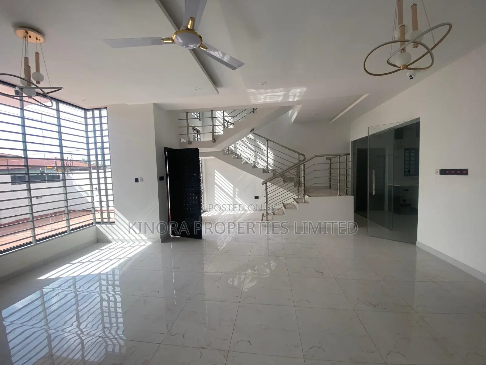 4bdrm Duplex in Spintex for rent