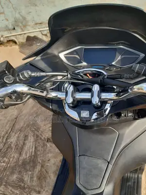 Honda 2023 Black