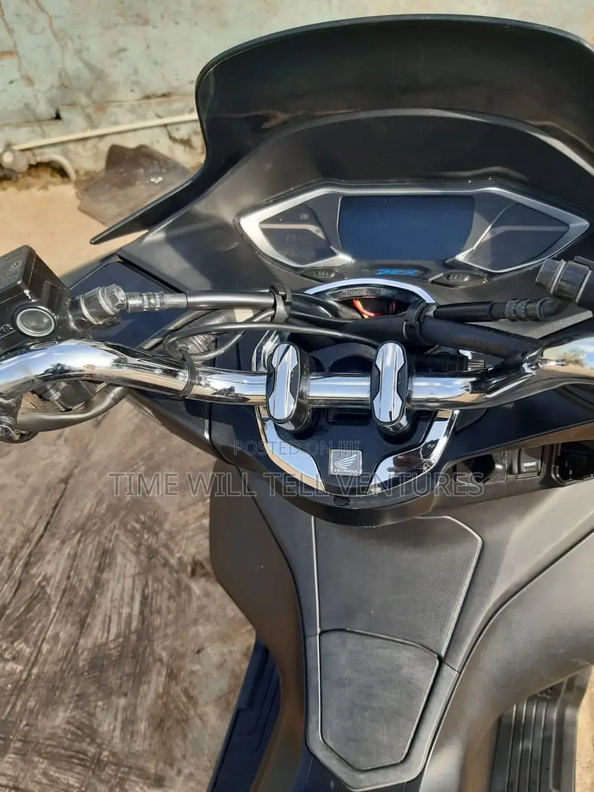 Honda 2023 Black