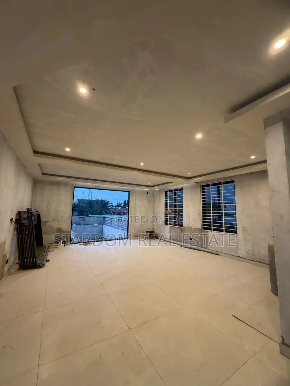 7bdrm Mansion in Adjiringanor, Ability for sale