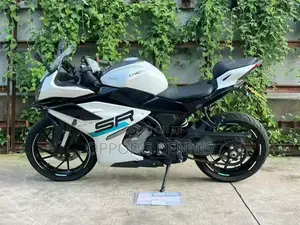 CFMoto 300SR 2025