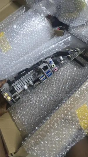 Asrock B450m WiFi With Ryzen 5 5500