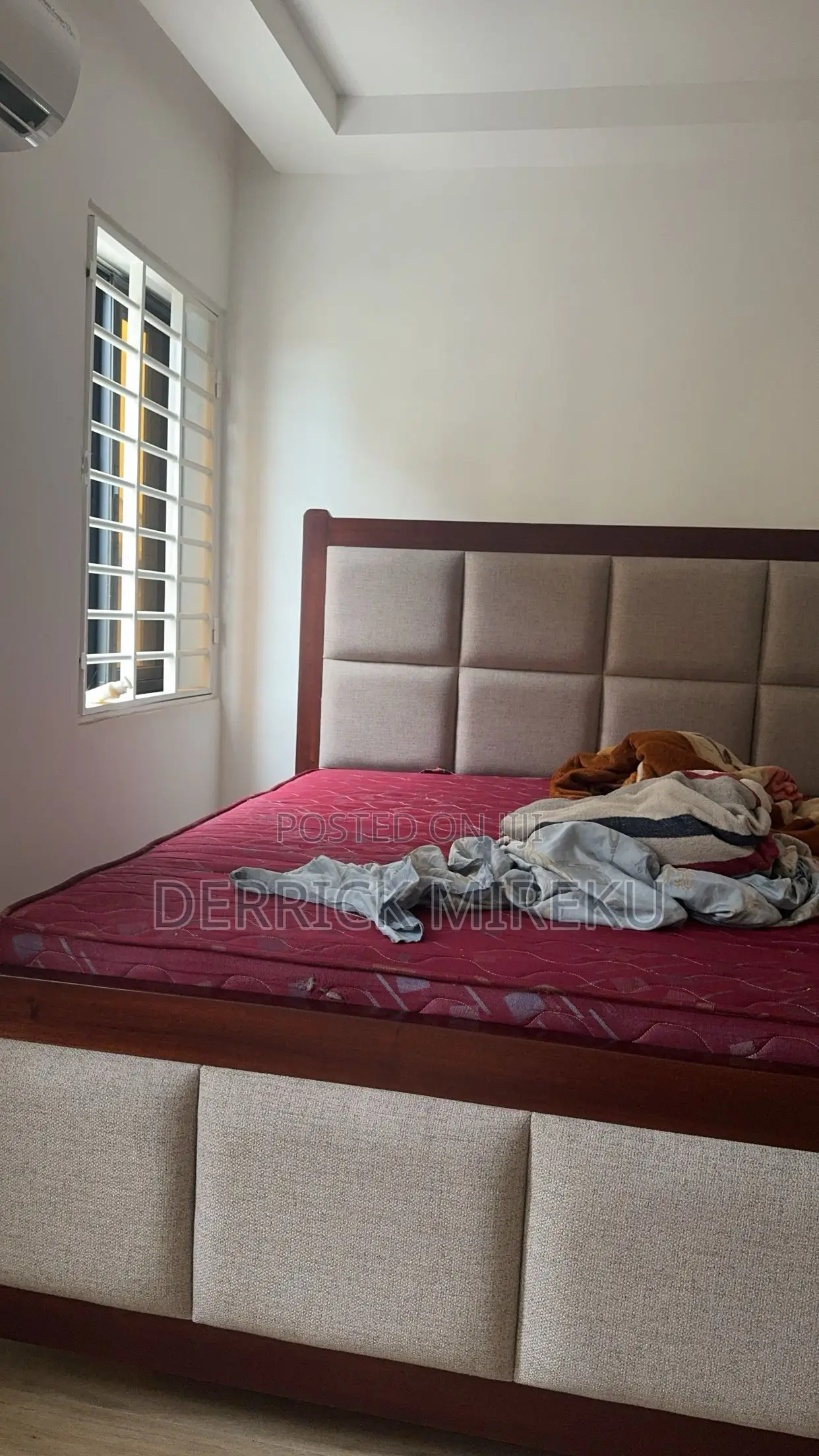 Queen Size Bed Frame Mattress for Sale