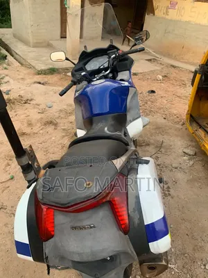 Honda 2009 Blue