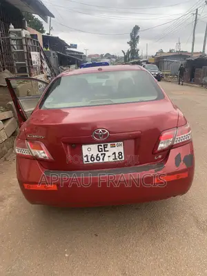 Toyota Camry 2010 Red