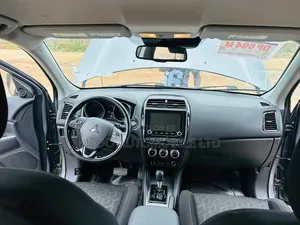 Mitsubishi Outlander Sport 2021 Silver