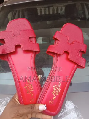 Hearmas Slippers