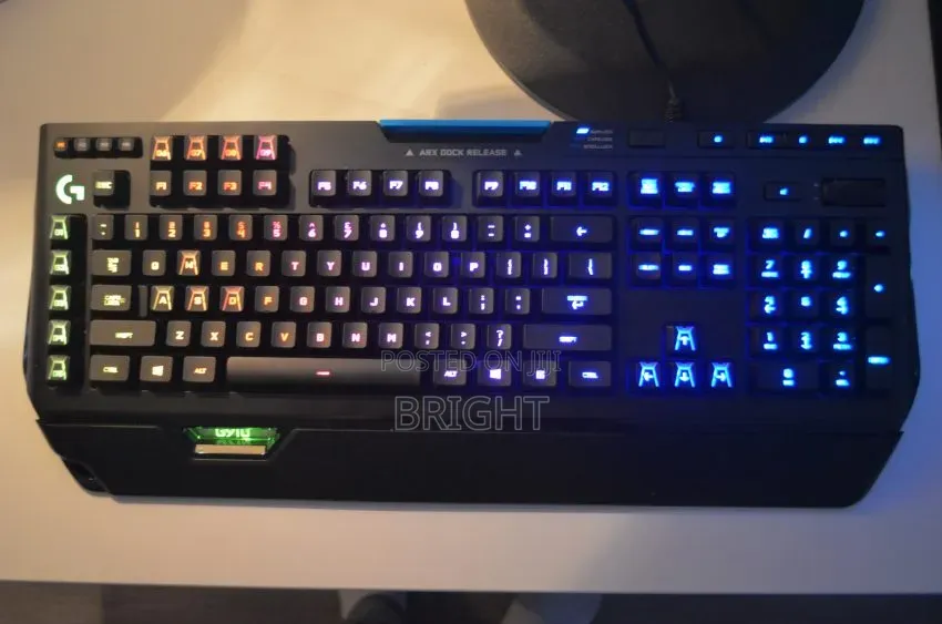 Logitech G910 Gaming Keyboard