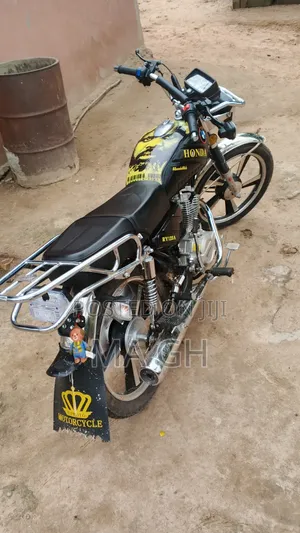 Royal RY125 2026 Black