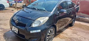 Toyota Vitz 2010 Black