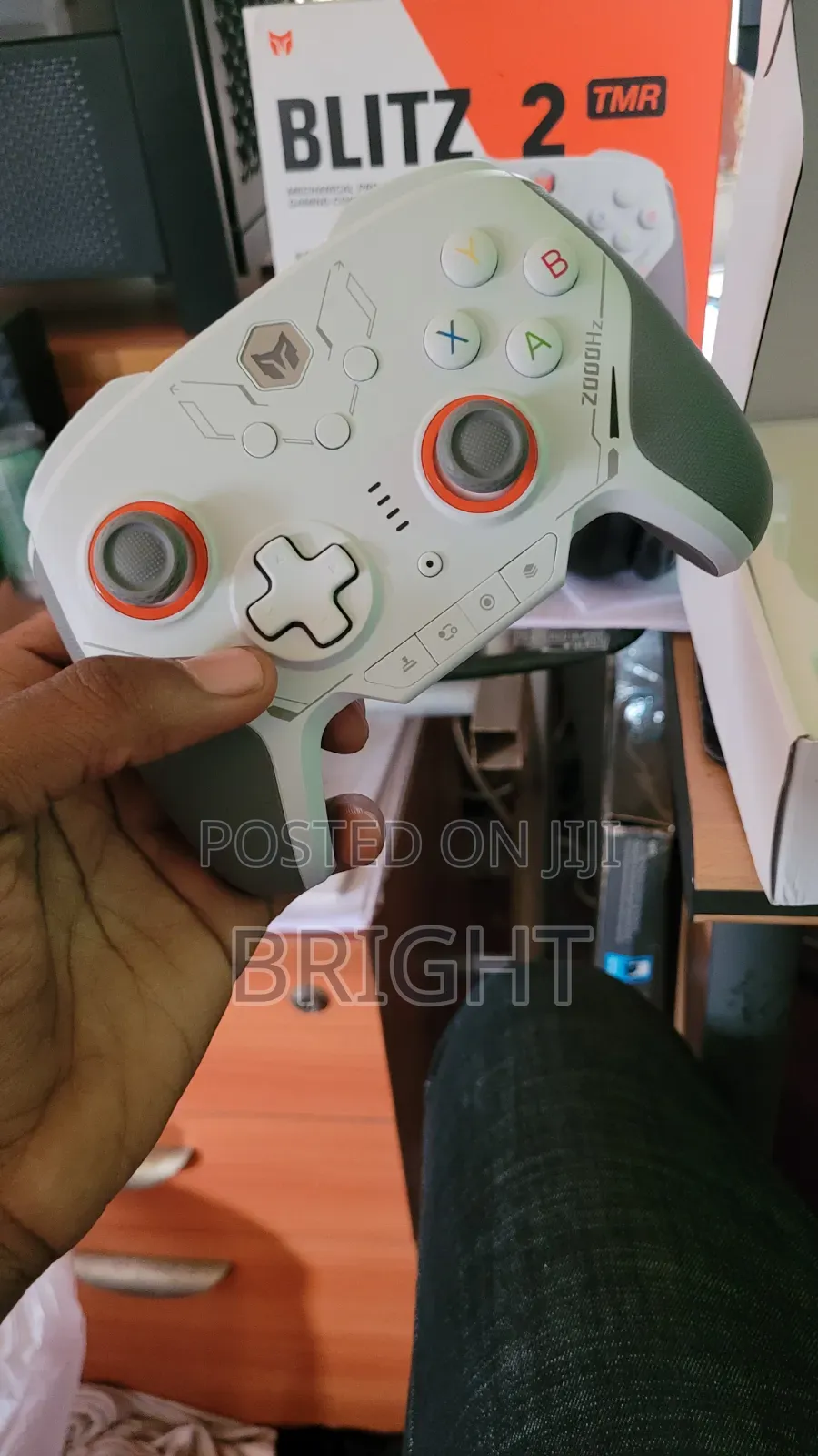 Blitz 2 Gaming Controller