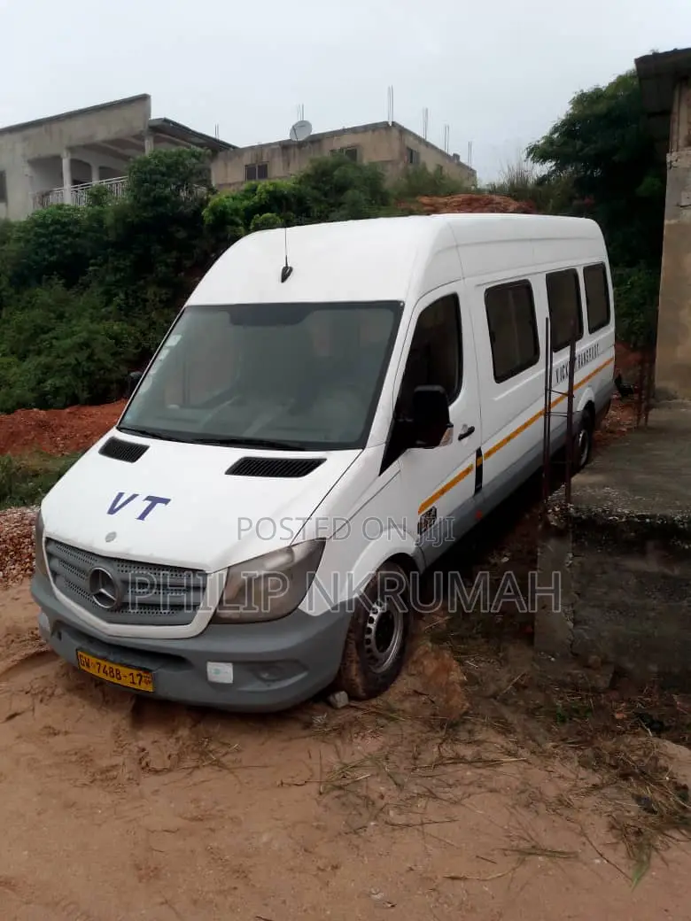 Mercedes-Benz Sprinter 2013 White