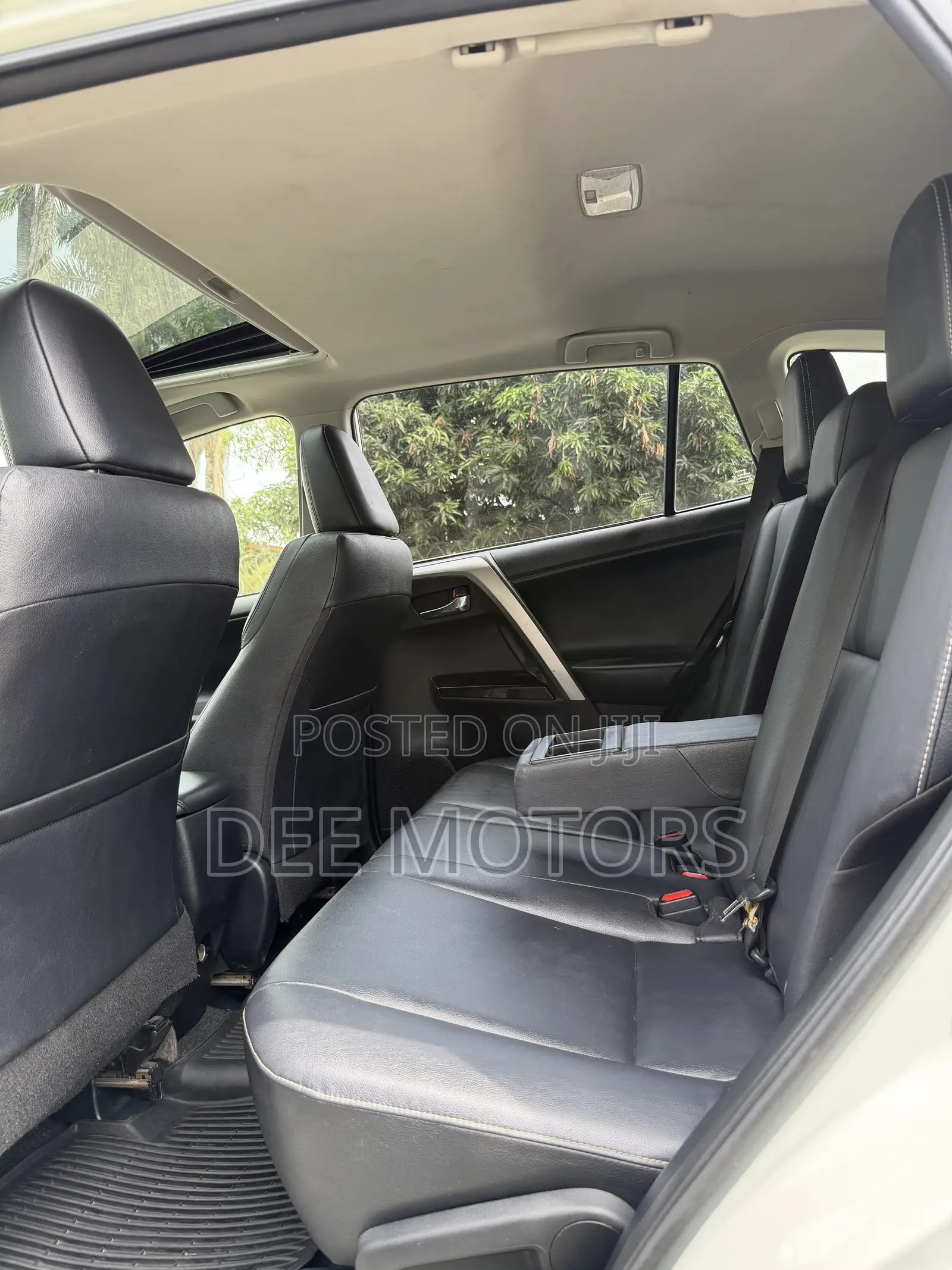 Toyota RAV4 Limited 4dr SUV AWD (2.5L 4cyl 6A) 2018 White
