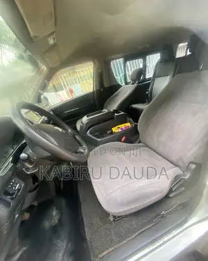 Toyota HiAce 2013 Silver