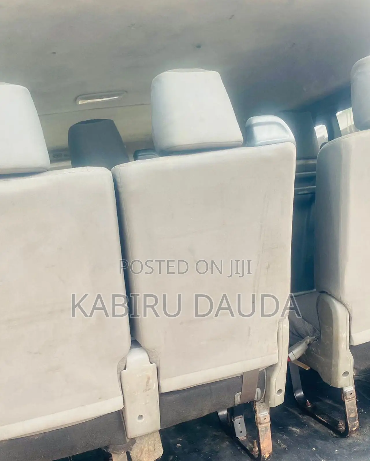 Toyota HiAce 2013 Silver