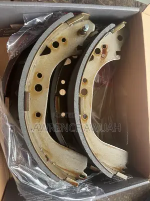 Toyota LandCruiser Rear Brake Shoes Availab. Original From Canada