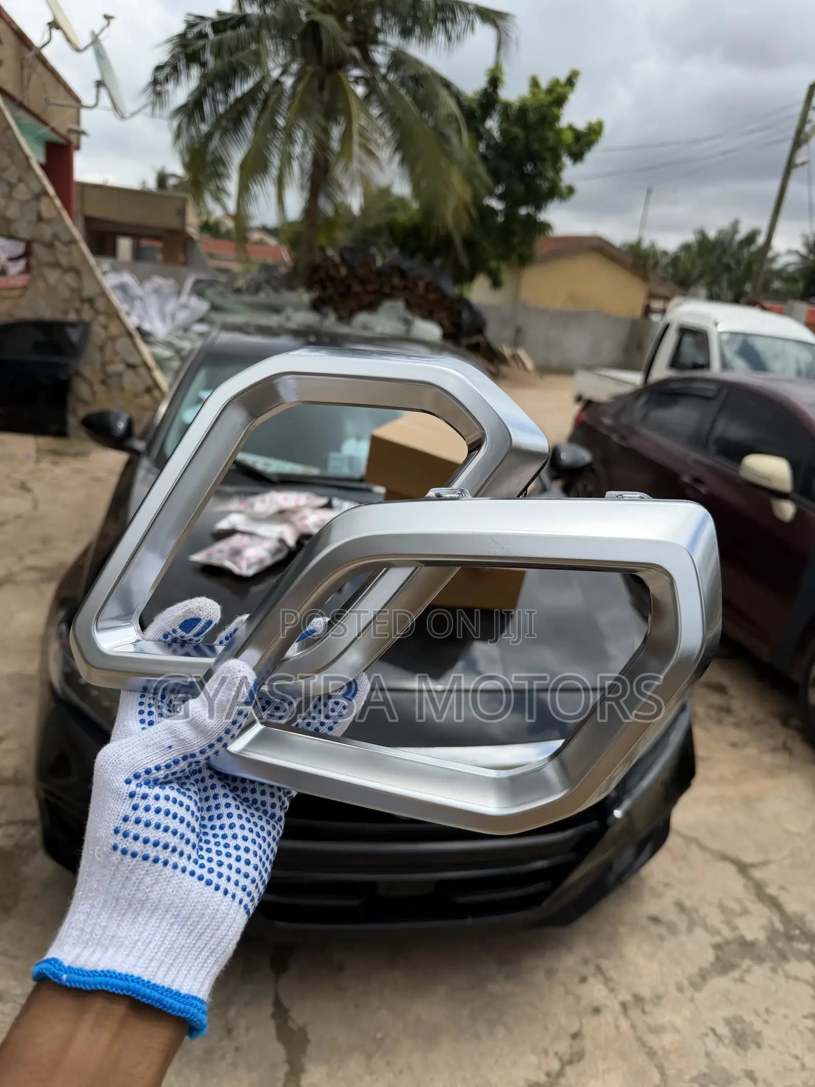 Honda CRV 2023 - 2025 Front Bumper Lower Side Trim Silver