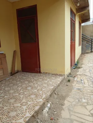 1bdrm Room & Parlour in Vra, Last Stop for rent