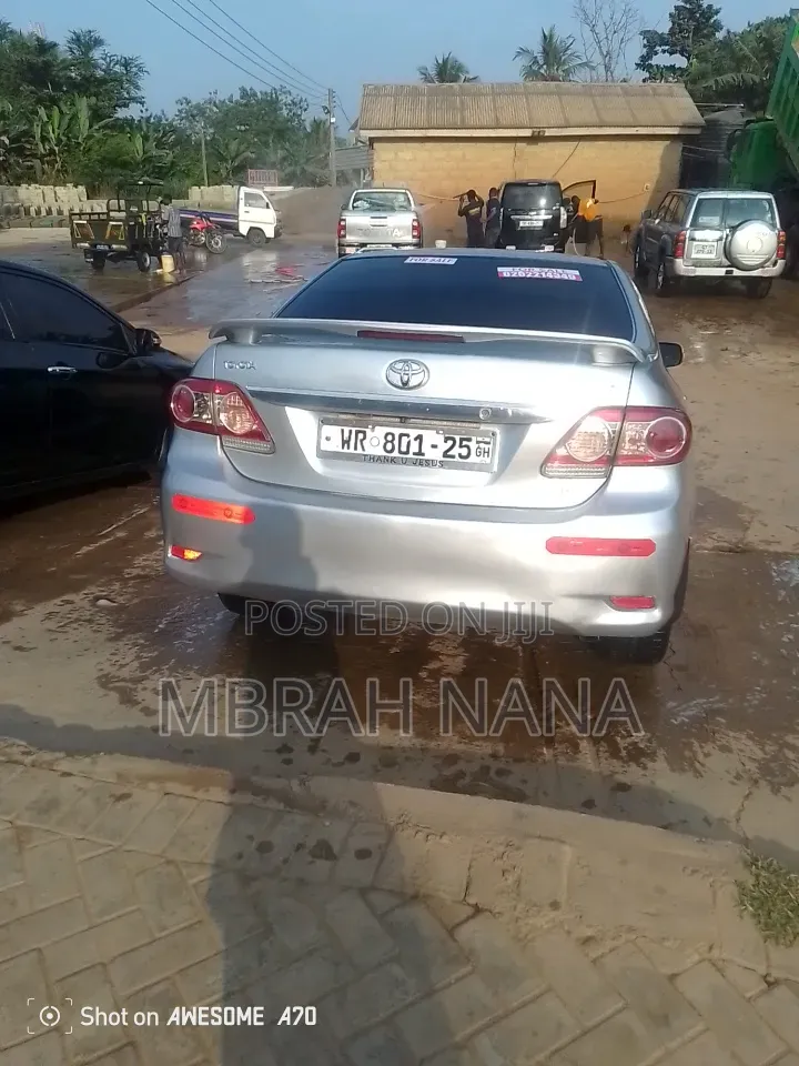 Toyota Corolla 2016 Silver