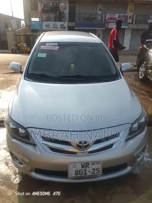 Toyota Corolla 2016 Silver