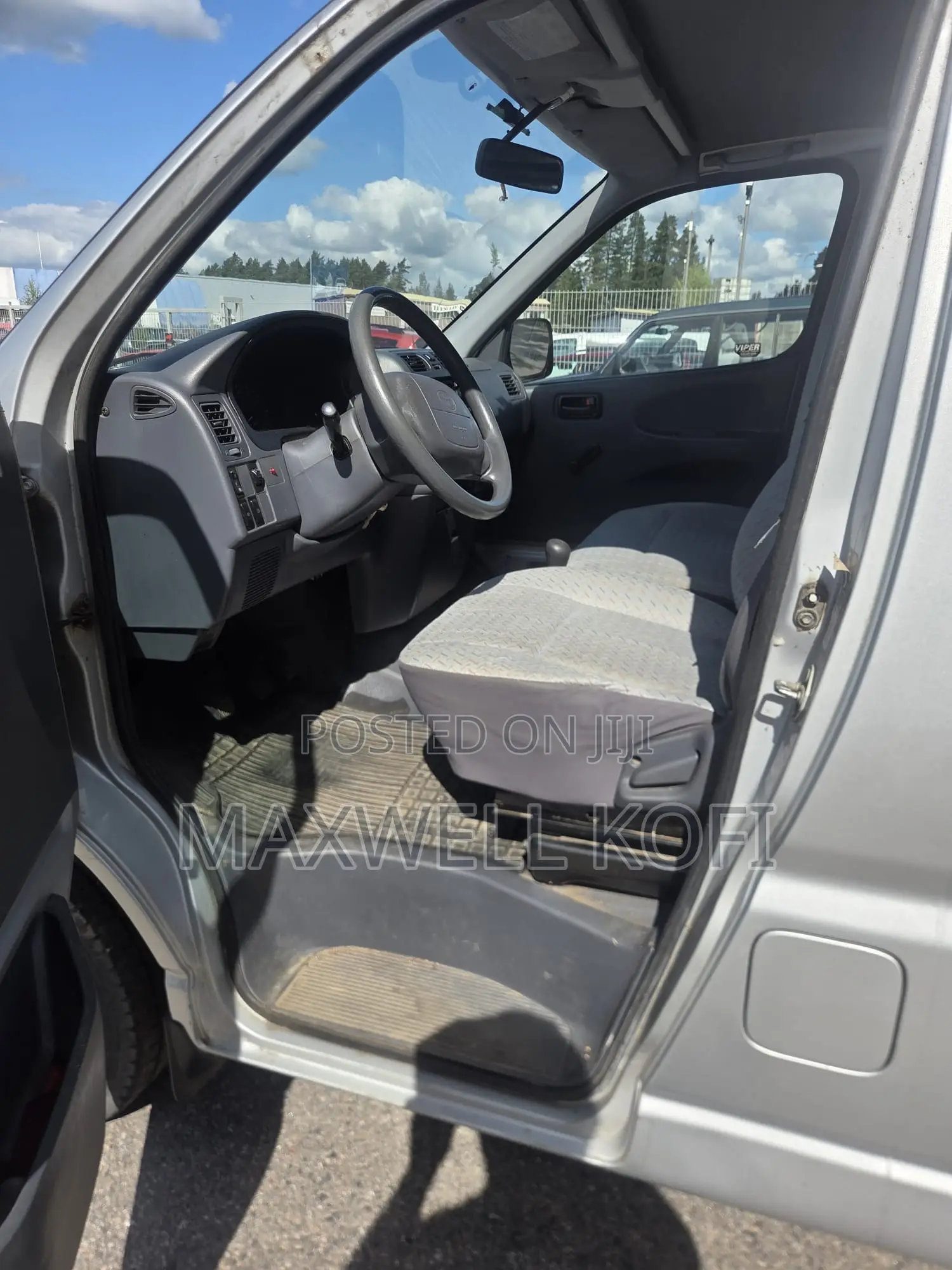 Toyota HiAce 2016 White