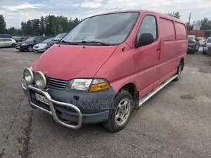 Toyota HiAce 2016 White