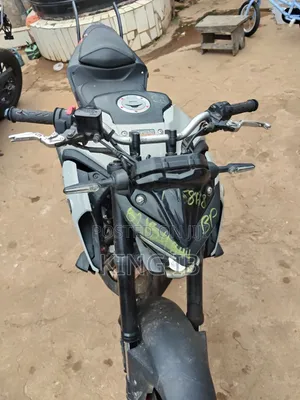 Yamaha 2022 Black