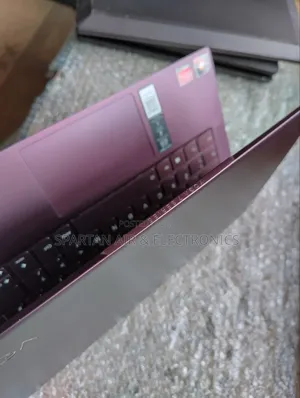 Laptop Lenovo 8GB AMD Ryzen 7 SSD 512GB