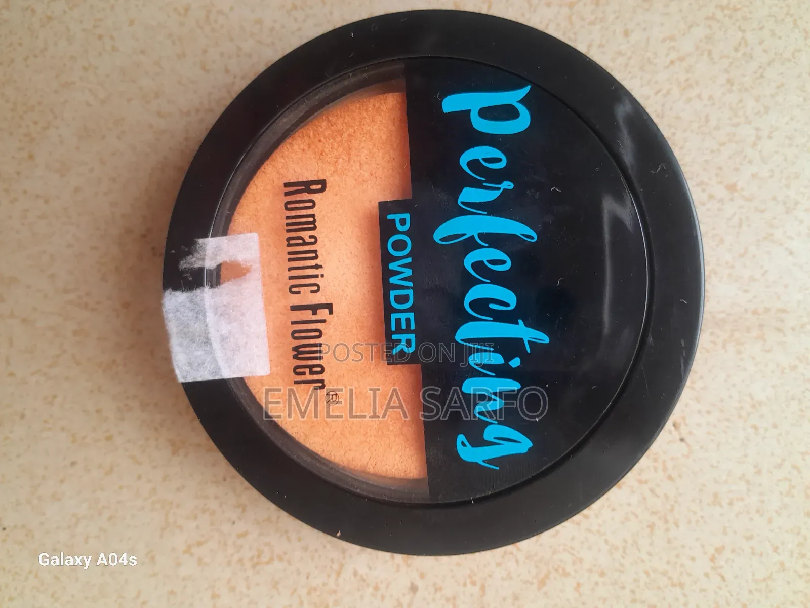 Perfecting Powder Make Up