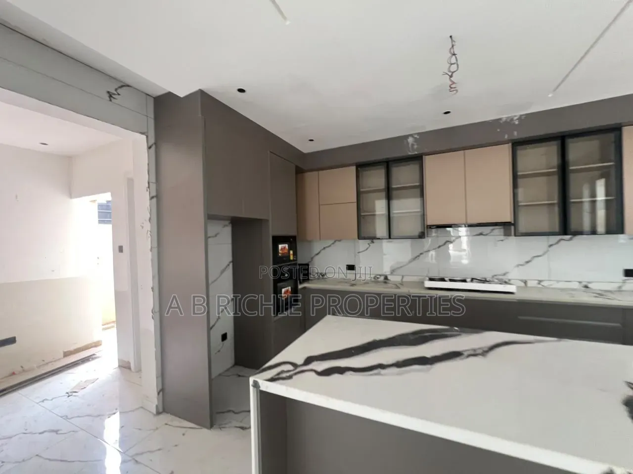 5bdrm House in Ab Richie Properties, Tseaddo for sale