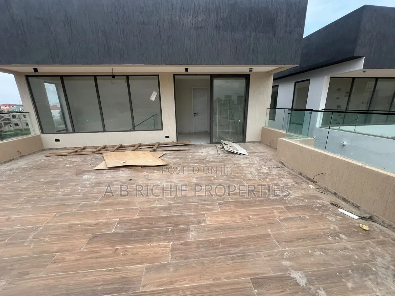 5bdrm House in Ab Richie Properties, Tseaddo for sale