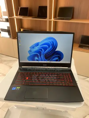 Laptop MSI 16GB Intel Core i7 HDD+SSD 1T