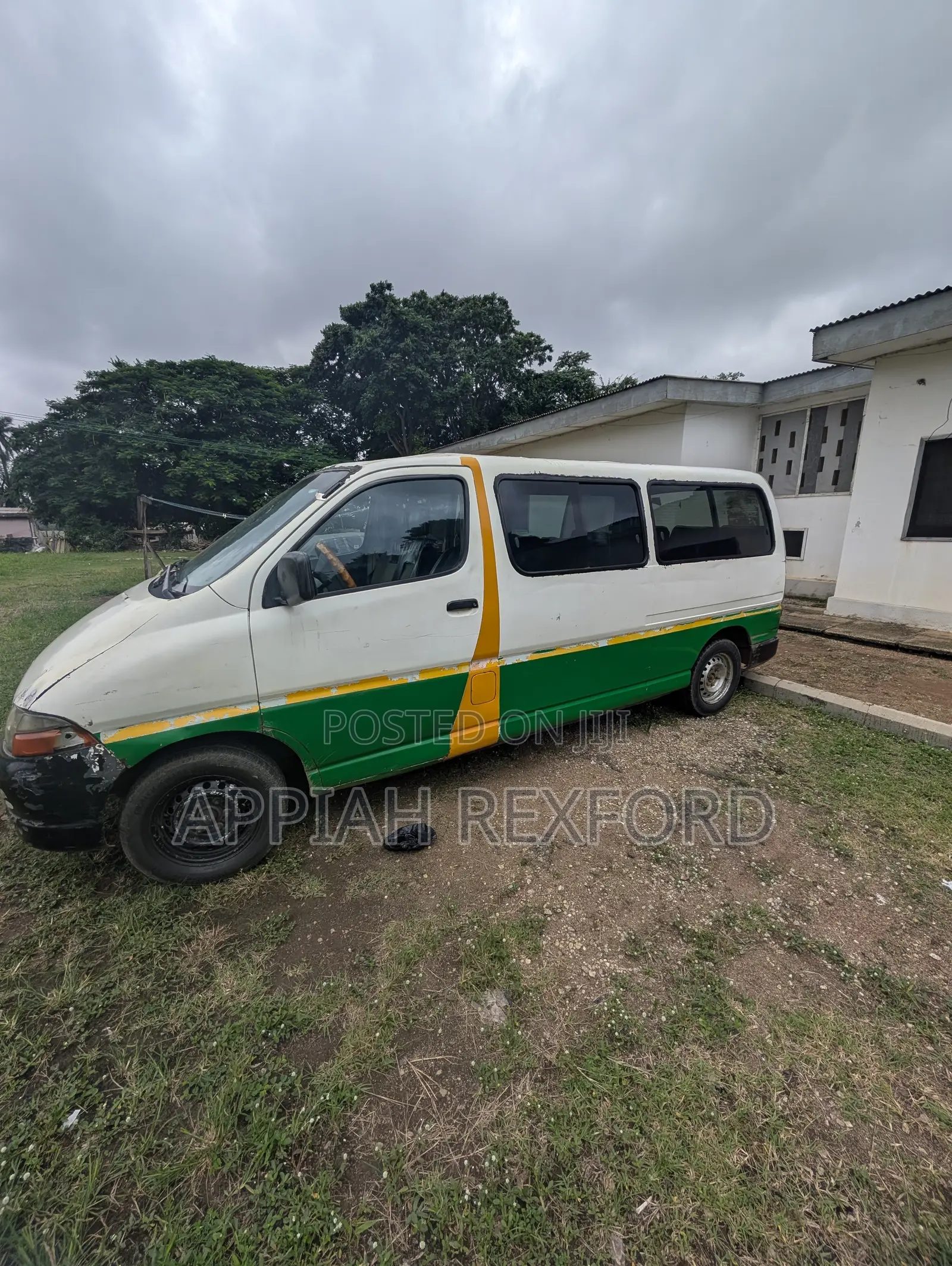 Toyota HiAce 1999