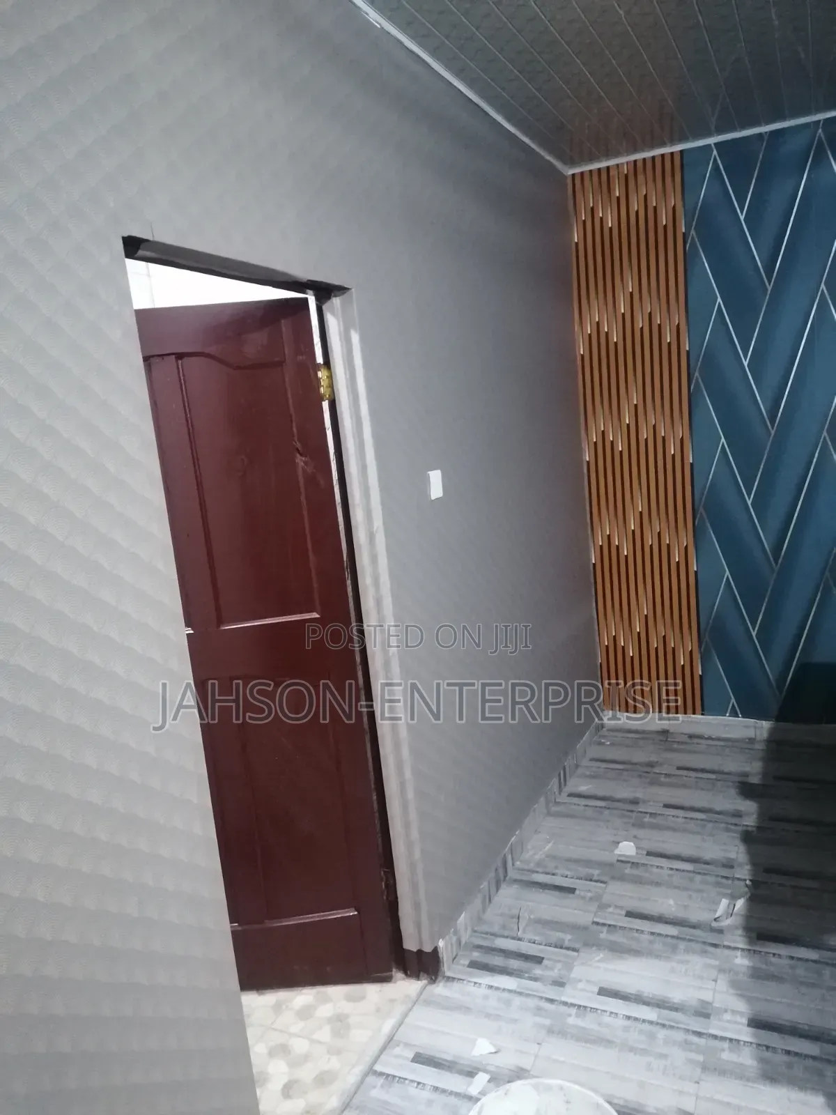 Painting and Wallpaper Service