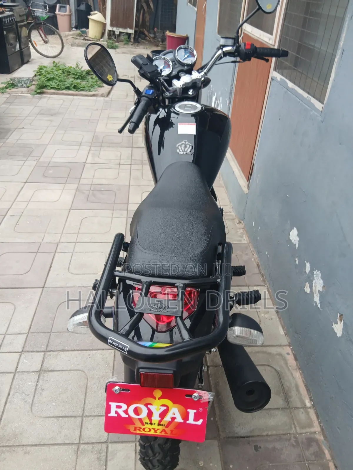 New Royal RY125 2026 Black