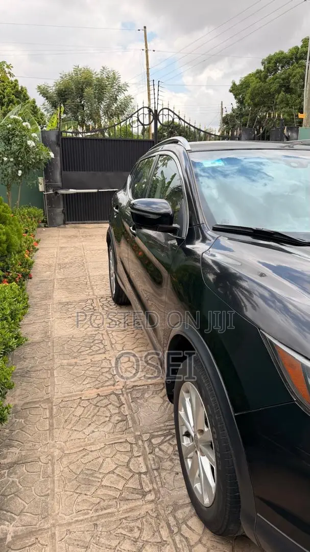 Nissan Qashqai 2018 Black