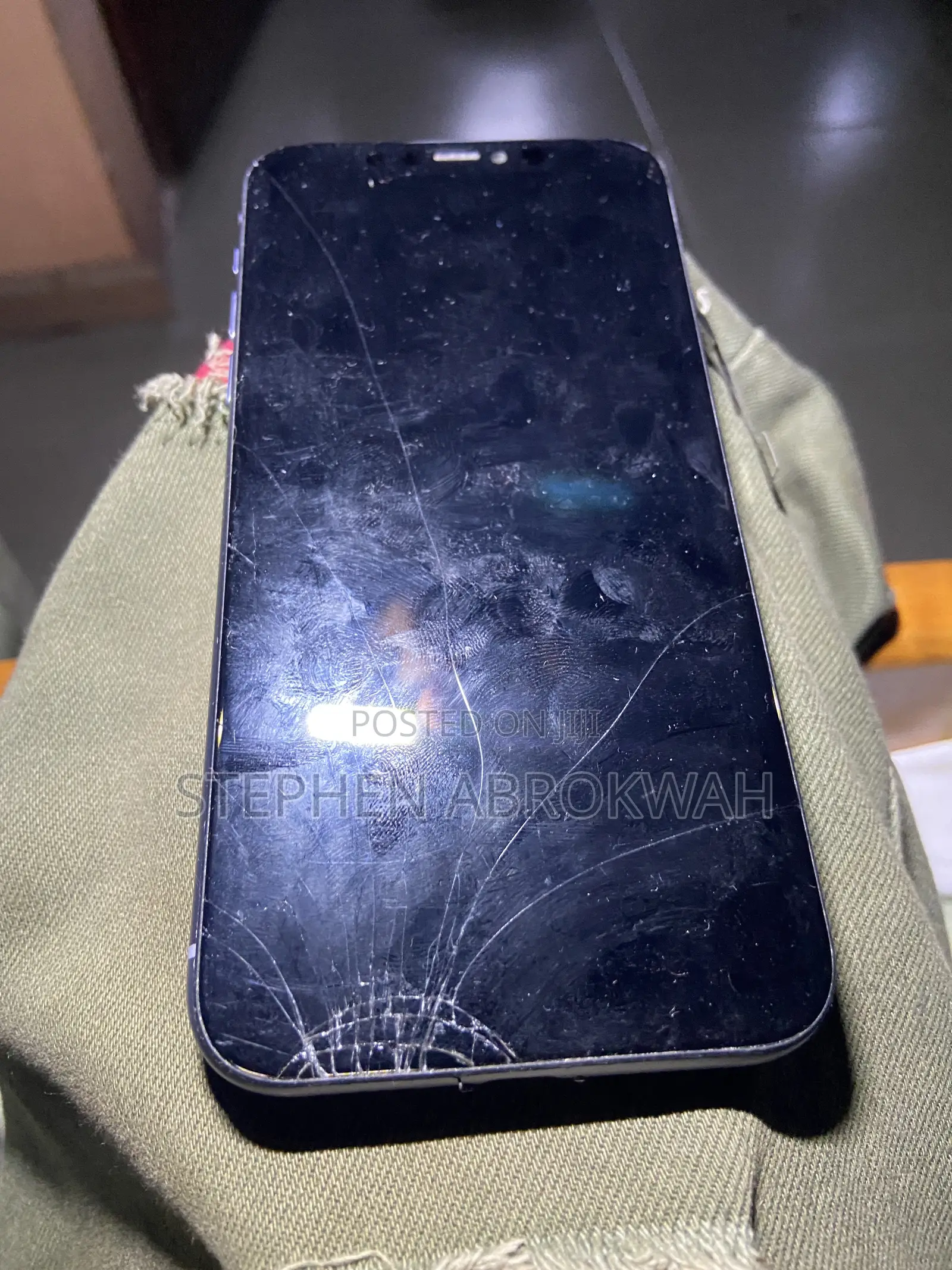 Apple iPhone 11 64 GB Purple