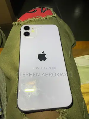 Apple iPhone 11 64 GB Purple