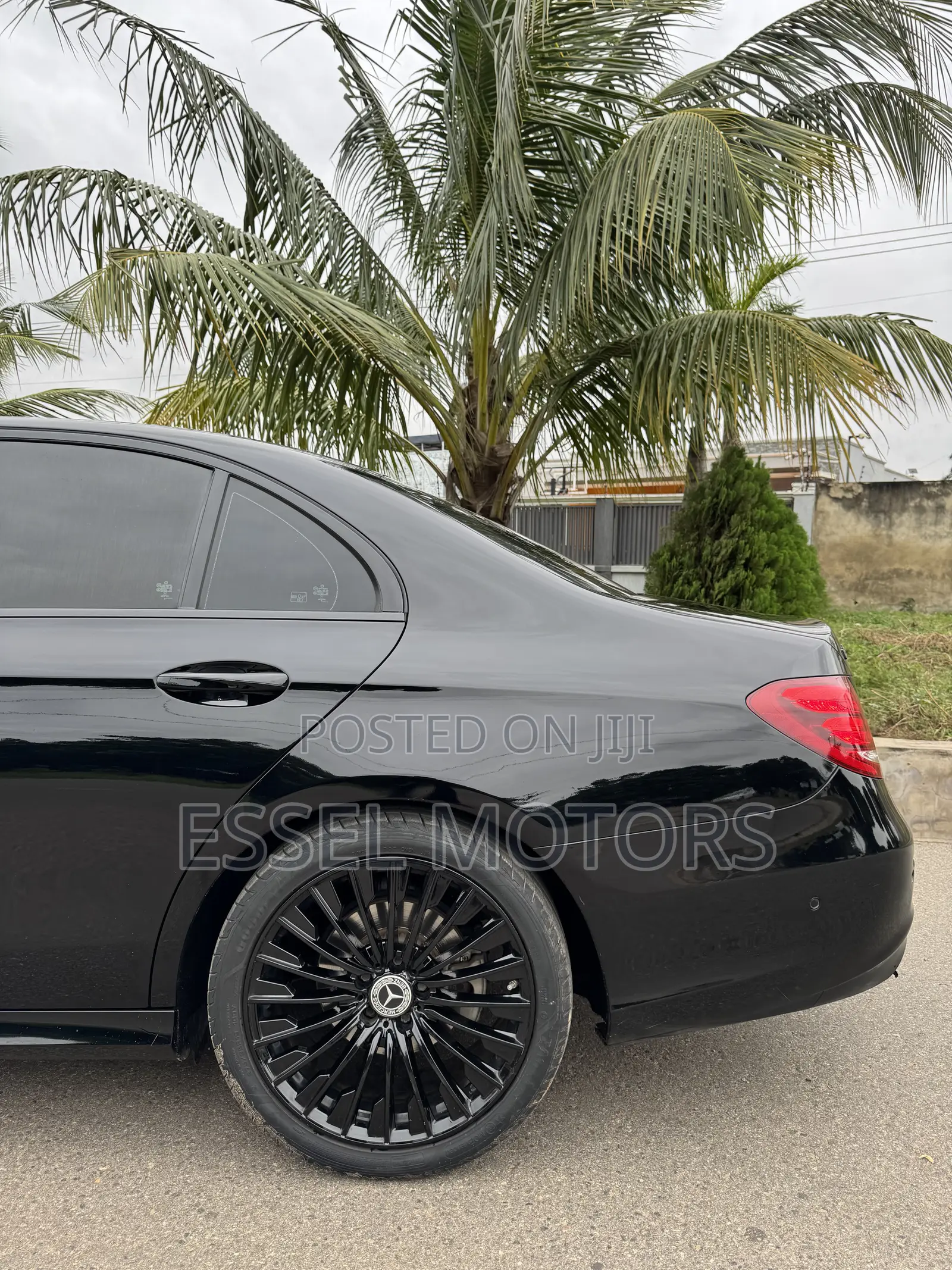 Mercedes-Benz E350 2020 Black